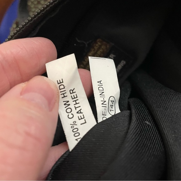 Vintage Black 100% Leather Small Cross‎ Body Purse with Silver Zippers - Picture 12 of 12